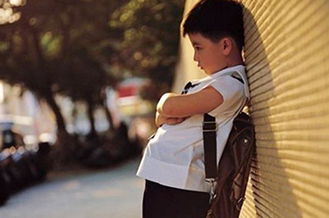 14歲的孩子不上學怎么辦