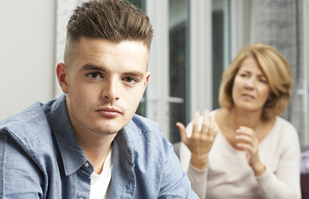 14歲叛逆不上學怎么辦