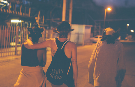 14歲孩子不上學能干啥