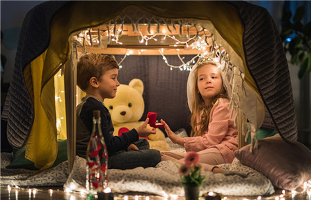 12歲男孩早戀媽媽怎么正確指導