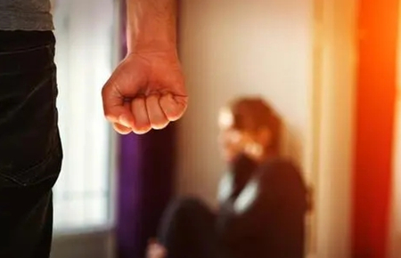 兒子打母親怎么辦