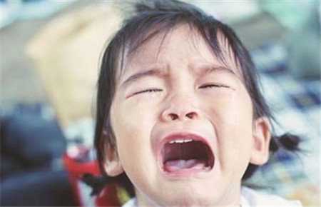 10歲孩子一說(shuō)就哭的心理分析