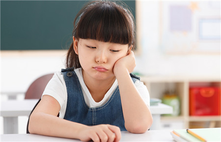 初中生壓力大不想上學怎么辦