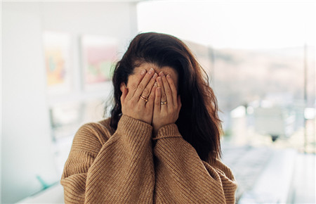 如何解決孩子的自卑心理問題 家長注意這4點,幫助孩子擺脫自卑心理 如何解決孩子的自卑心理問題 家長注意這4點,幫助孩子擺脫自卑心理