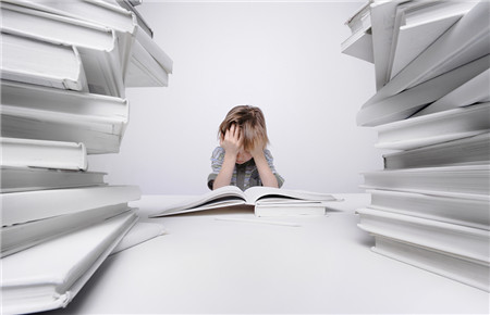 10歲孩子不愿意上學 10歲孩子不愿意上學