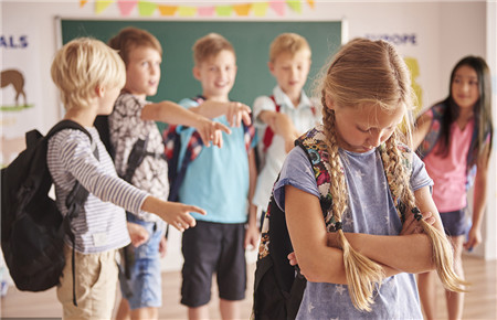 9歲男孩厭學怎么辦