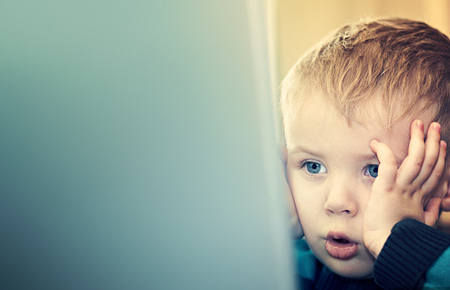 如何控制孩子玩手機 如何控制孩子玩手機