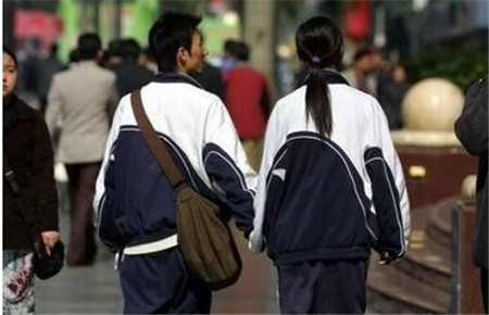 10歲孩子早戀怎么正確引導