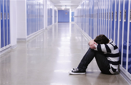 12歲的男孩性格內向 12歲的男孩性格內向