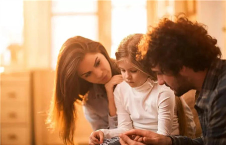 初中女孩叛逆怎么溝通