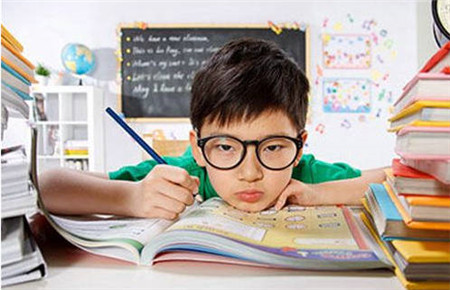 9歲孩子不好好寫作業(yè) 9歲孩子不好好寫作業(yè)