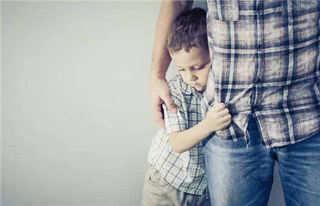 膽小小孩子怎么辦 膽小小孩子怎么辦