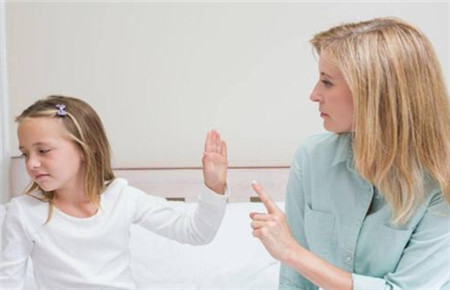 孩子變得不愿意溝通 孩子變得不愿意溝通