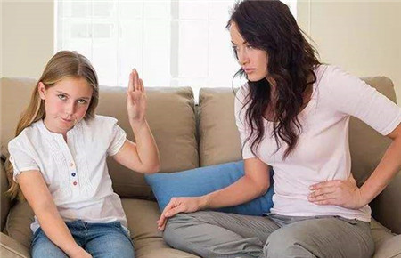 孩子總是和大人頂嘴怎么辦 孩子總是和大人頂嘴怎么辦