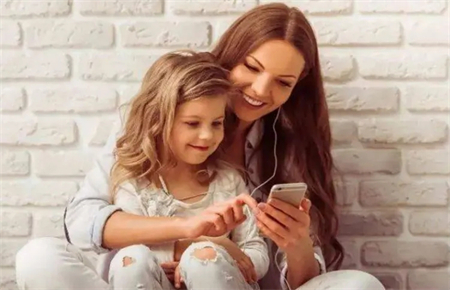 小孩說謊偷錢如何教育 小孩說謊偷錢如何教育