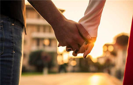 怎樣處理14歲女孩早戀 過來人分析經驗 怎樣處理14歲女孩早戀 過來人分析經驗