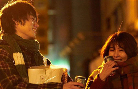 怎樣跟女兒談早戀問題 父母這樣引導才算處理得當 怎樣跟女兒談早戀問題 父母這樣引導才算處理得當