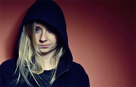 小孩易怒脾氣暴躁是怎么回事 小孩易怒脾氣暴躁是怎么回事