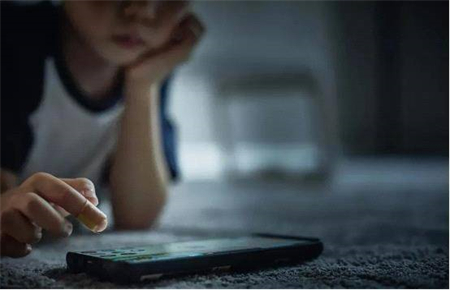 孩子沉迷游戲的原因是什么