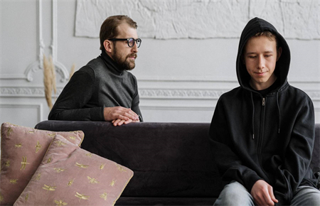 兒子19歲了還挺叛逆咋辦 兒子19歲了還挺叛逆咋辦