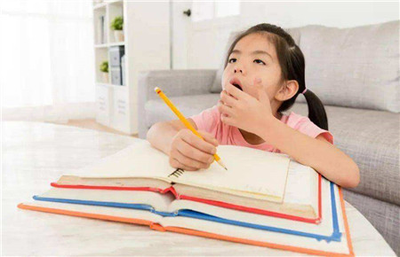 孩子不自己寫作業
