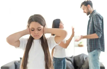 孩子經常頂嘴怎么辦