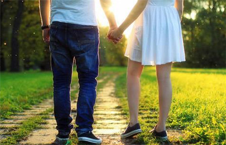 為什么小學生早戀 為什么小學生早戀