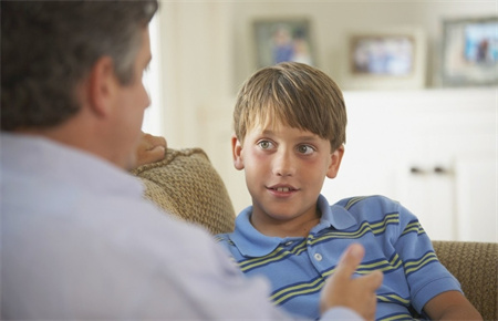 面對(duì)孩子撒謊家長(zhǎng)該怎么辦