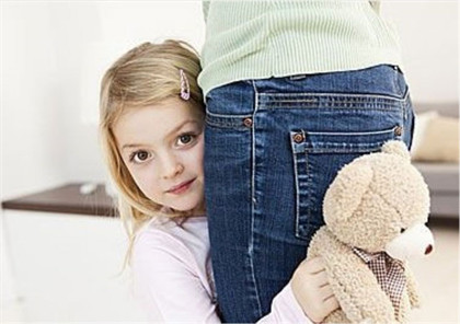 膽小的孩子有什么表現 膽小的孩子有什么表現
