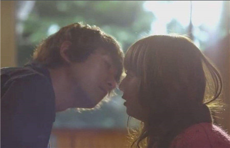 十七歲孩子早戀的常見原因