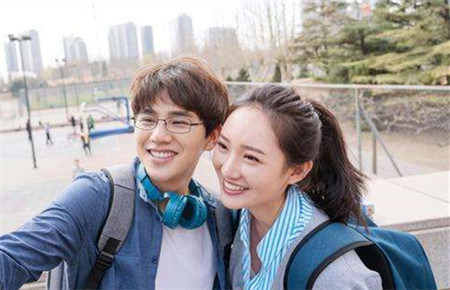 女孩子早戀怎么教育