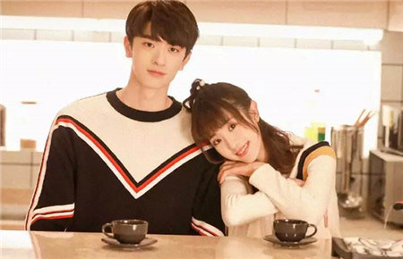 初中生早戀的原因