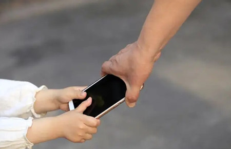 孩子迷戀網絡的根源