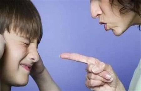 孩子叛逆期有何表現 孩子叛逆期有何表現