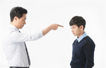 孩子叛逆的征兆 孩子叛逆的征兆