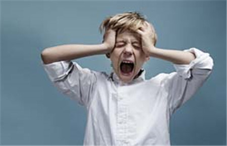 青少年暴躁易怒的管教方法 青少年暴躁易怒的管教方法