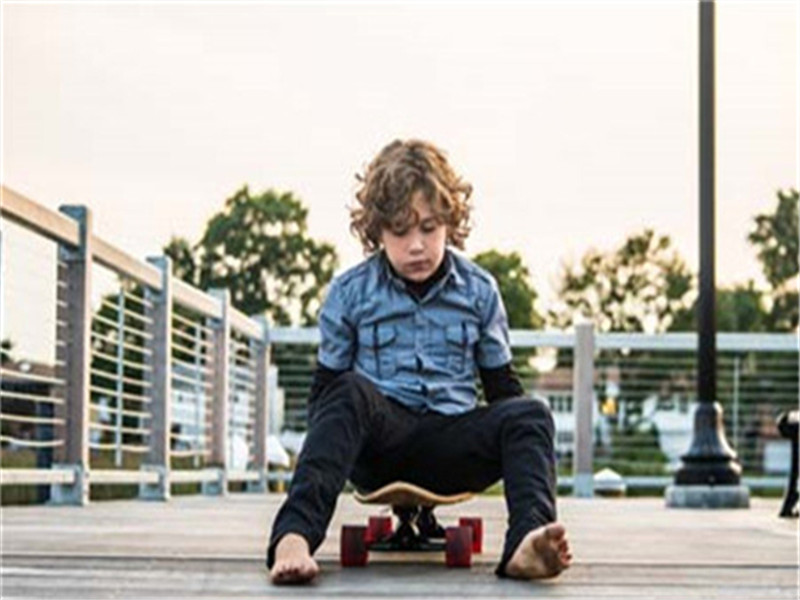 內向,孤僻,孩子有心理問題家長該怎么辦,孤僻53