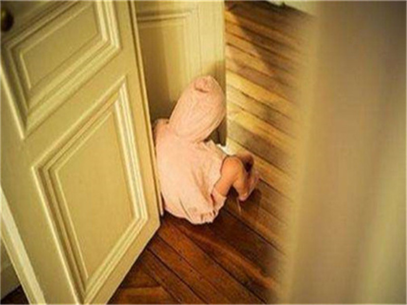 青少年心理康復(fù)中心幫助解決孩子抑郁問題