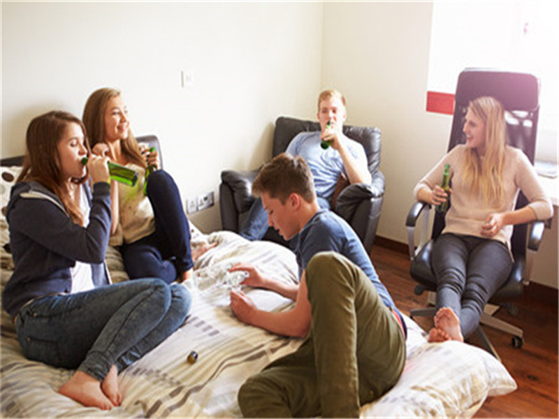 戒網癮學校,青少年封閉式教育學校 戒網癮學校,青少年封閉式教育學校