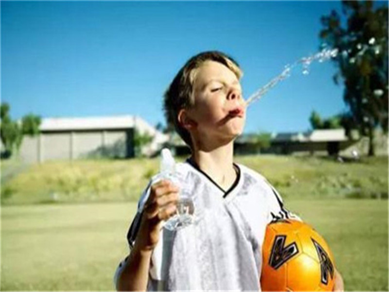 孩子在學校太調皮怎么辦