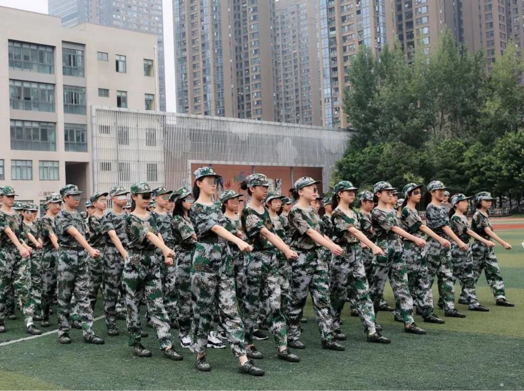 早戀孩子學校,早戀教育學校 早戀孩子學校,早戀教育學校