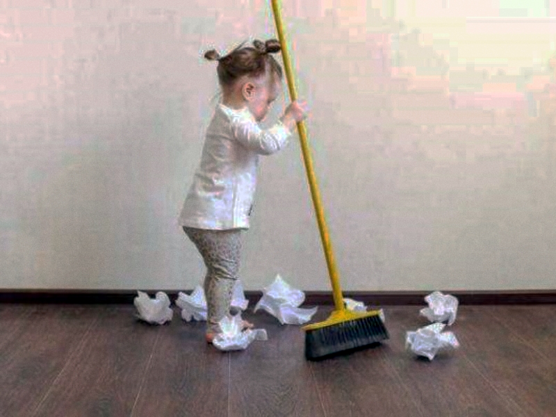 孩子拖拉,封閉式軍事化學校