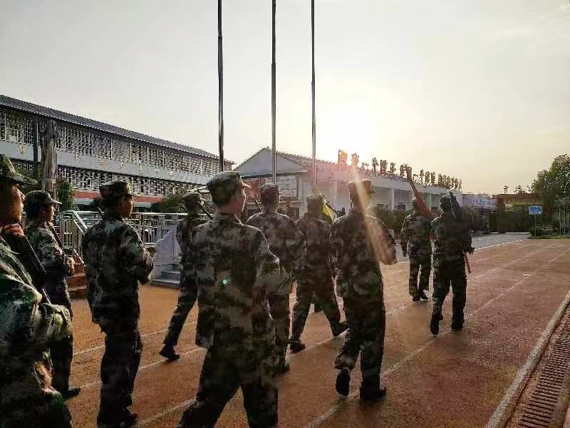 新起點青少年特訓學校,青少年特訓學校