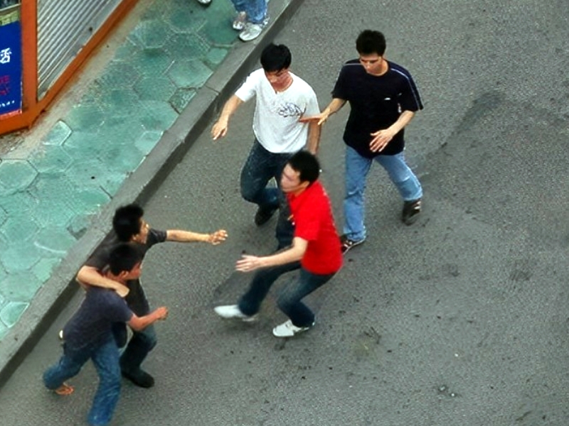 孩子打架斗毆,孩子叛逆期教育學校