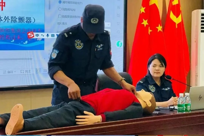 叛逆孩子特訓學校開展公益救援知識培訓